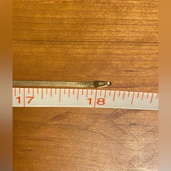 14kt Gold Herringbone Necklace - Picture 13 of 17